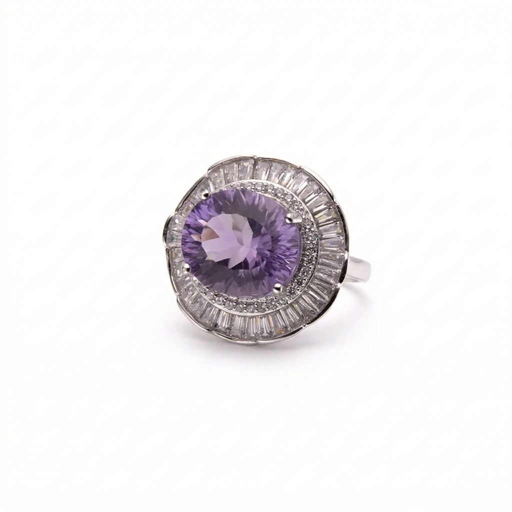 High-End Amethyst Ring 'The Empress' showing the massive AAA Siberian gemstone in a vintage S925 silver setting on a dark reflective surface.